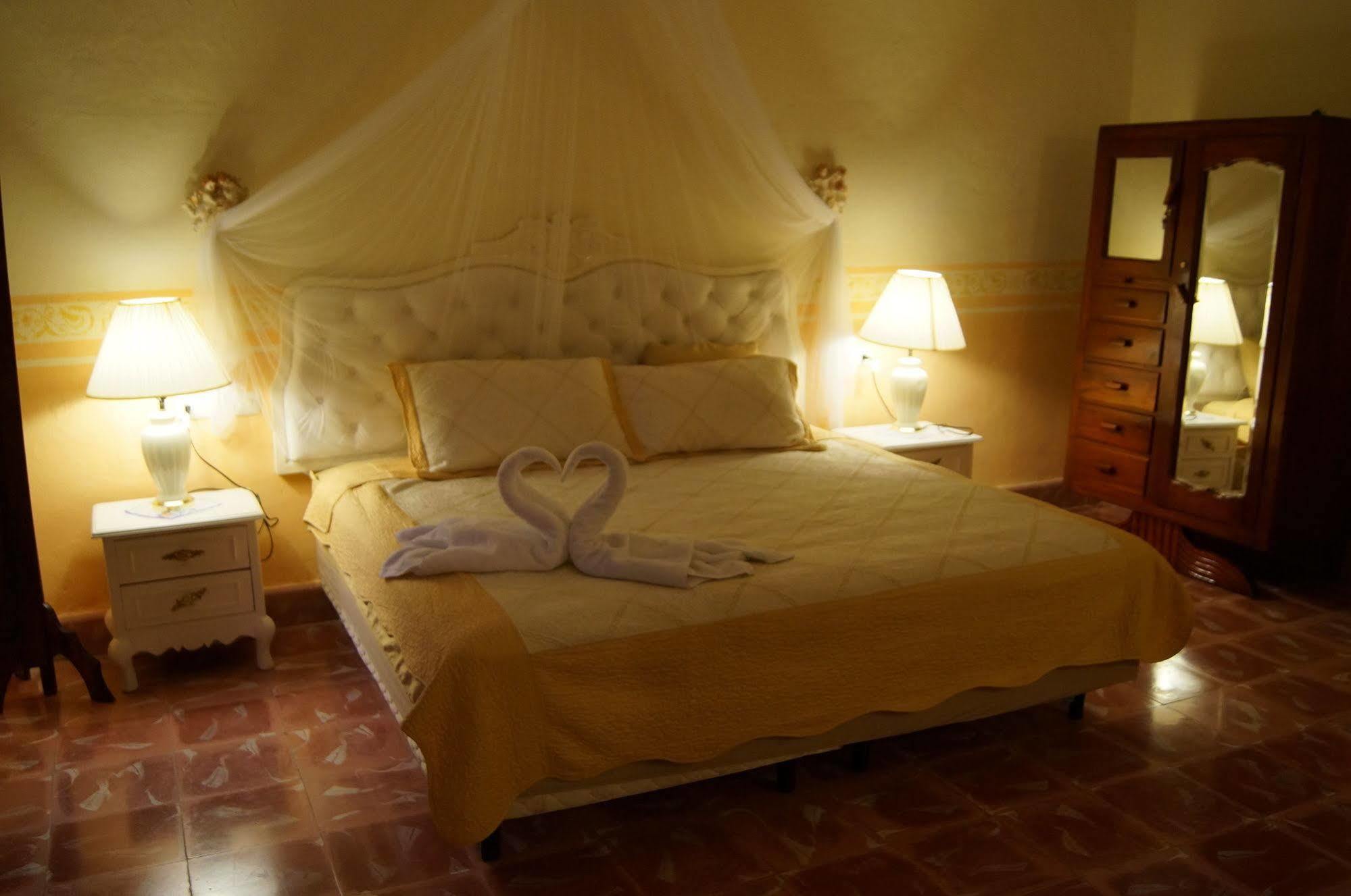 Casa Marlene Hotel Valladolid  Buitenkant foto
