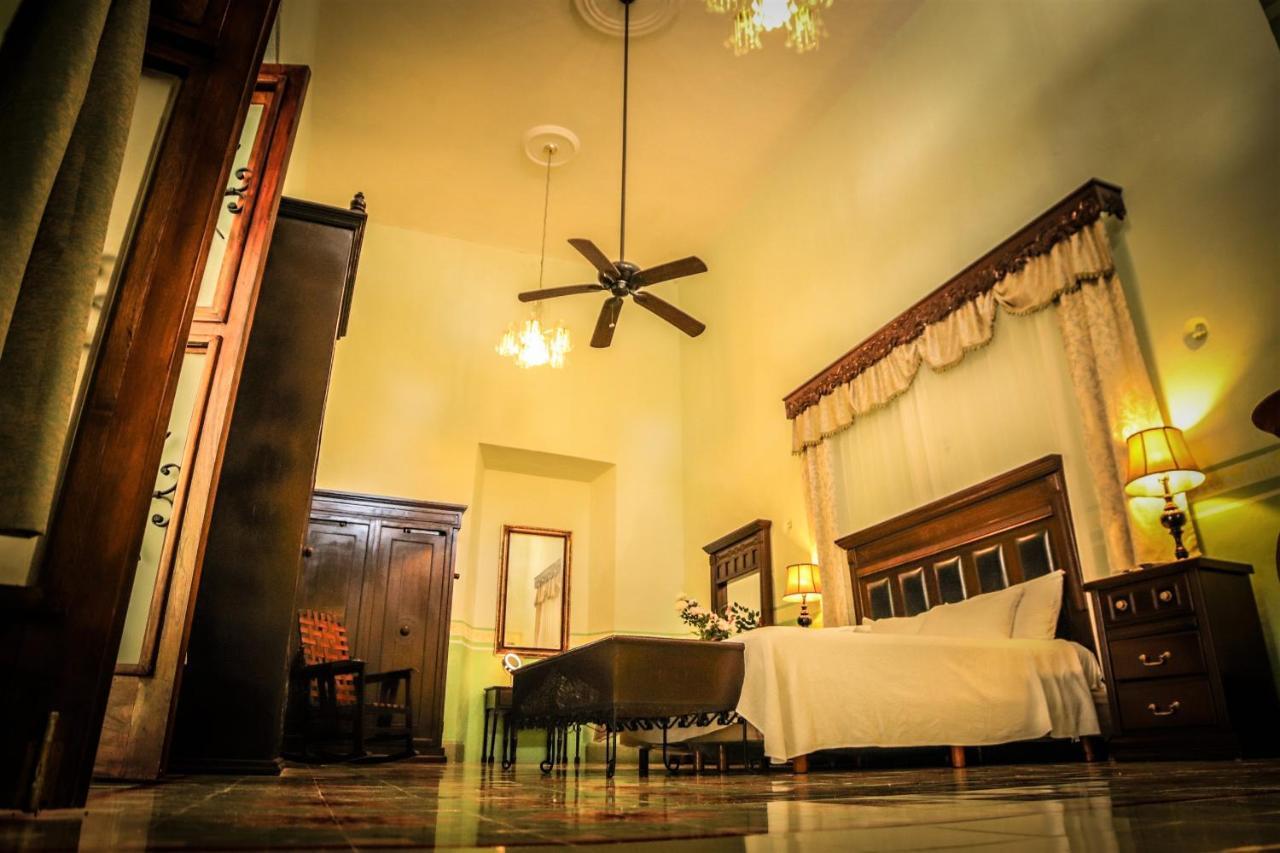 Casa Marlene Hotel Valladolid  Buitenkant foto